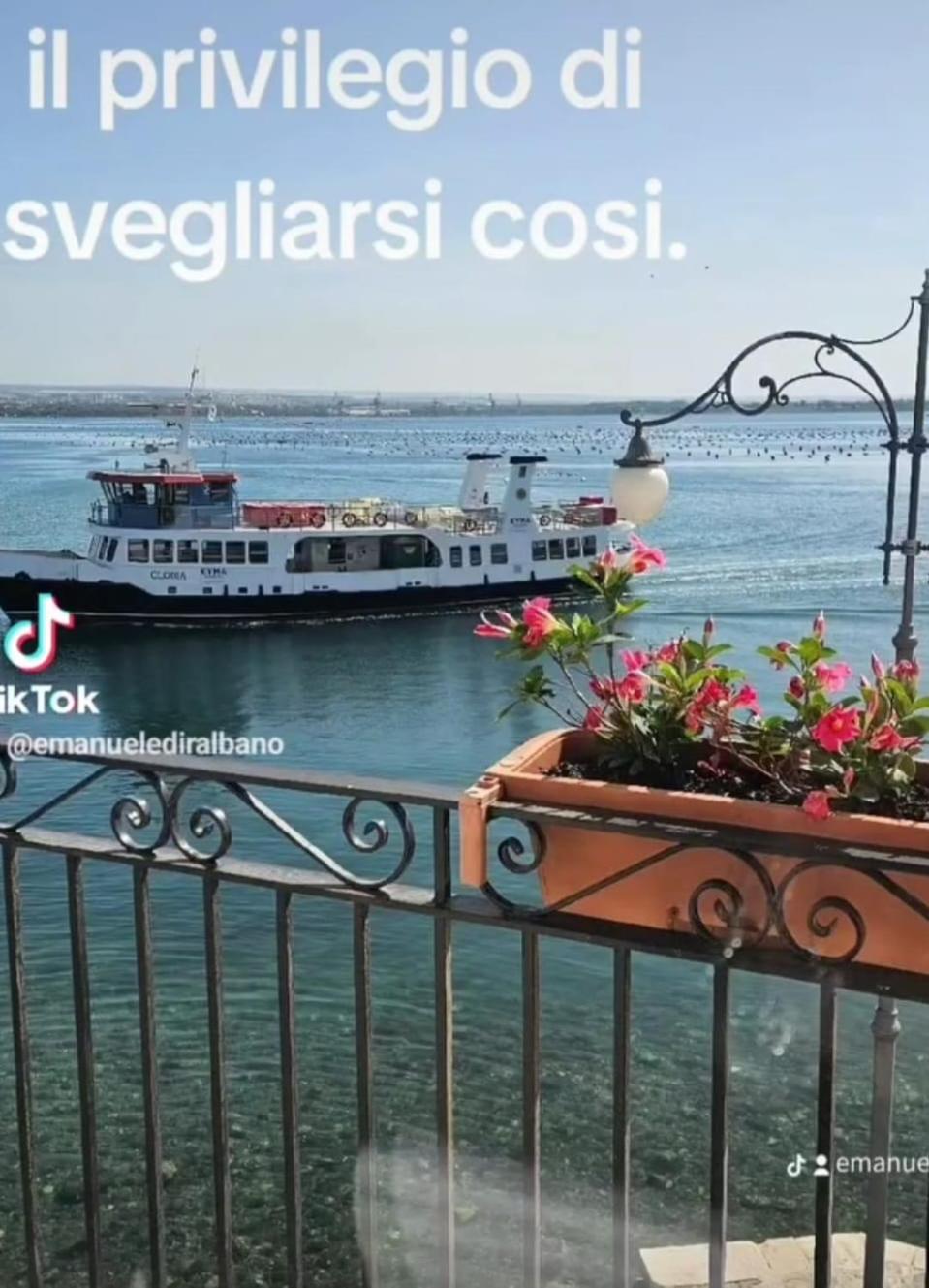 Albergo Del Sole Taranto Exterior foto